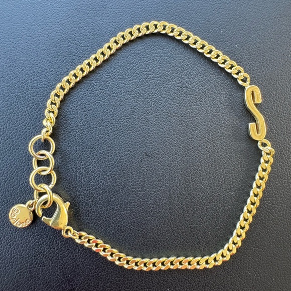 Gorjana Wilder Gold Letter ‘S’ Alphabet Bracelet - Picture 1 of 4